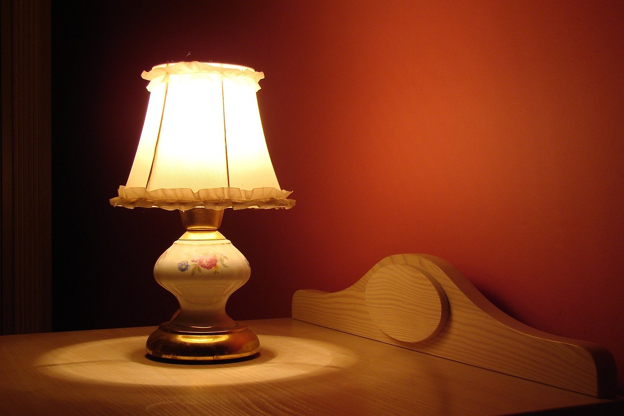 Charming DIY Lamp Makeover Ideas for Your Home